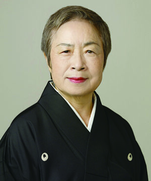 山岡晴美